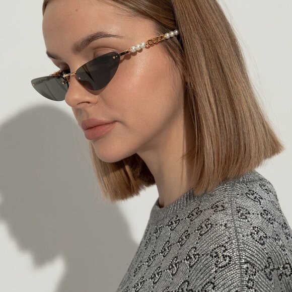 Gucci GG1920S 001 Sunglasses Shiny Gold with White Pearl Cat Eye Frame main image 4
